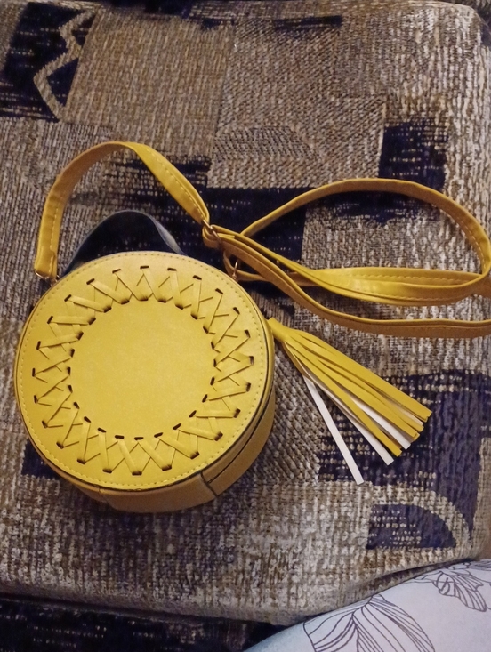 Handbags - 4/$60 Yellow Round Crossbody Bag with Tassel